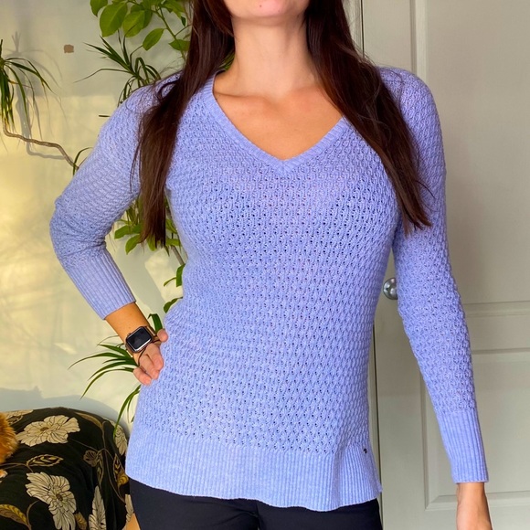 American Eagle outfitters purple lilac V-neck knit sweater Long sleeve - Picture 2 of 5